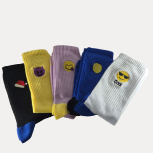 Προσωποποιημένες κεντητές κάλτσες